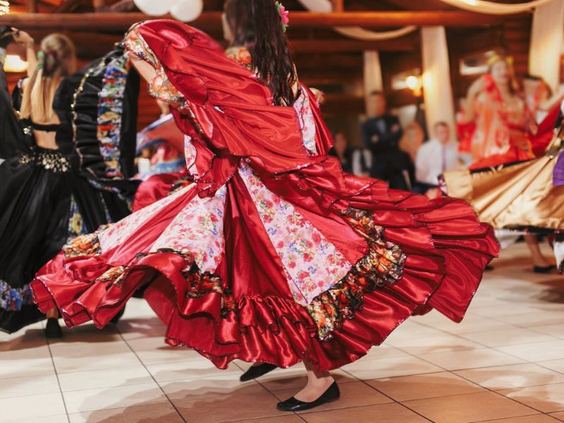 Hiszpanka tańczy flamenco